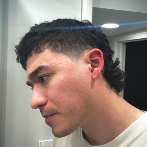 Meet your Posher, Aaron